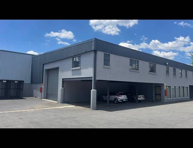 3,568M² WAREHOUSE TO LET IN PRETORIA INDUSTRIAL